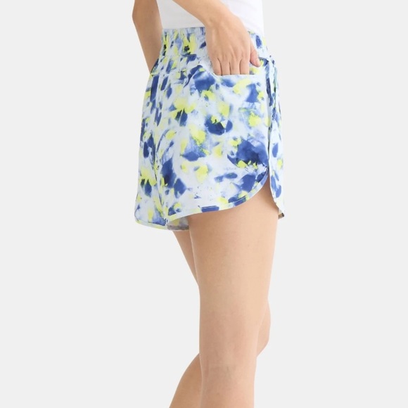 Athletic Works Women’s Running Shorts - Picture 2 of 5